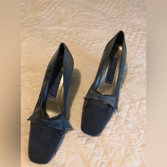 Vintage shoes Karen Scott Edwardian Inspired bow front gray heels - Picture 2 of 14